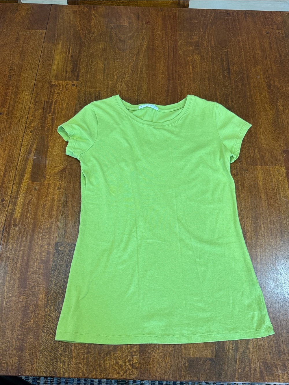 Cloud Nine Women's Dusty Lime Green Crewneck Short-Sleeve Top